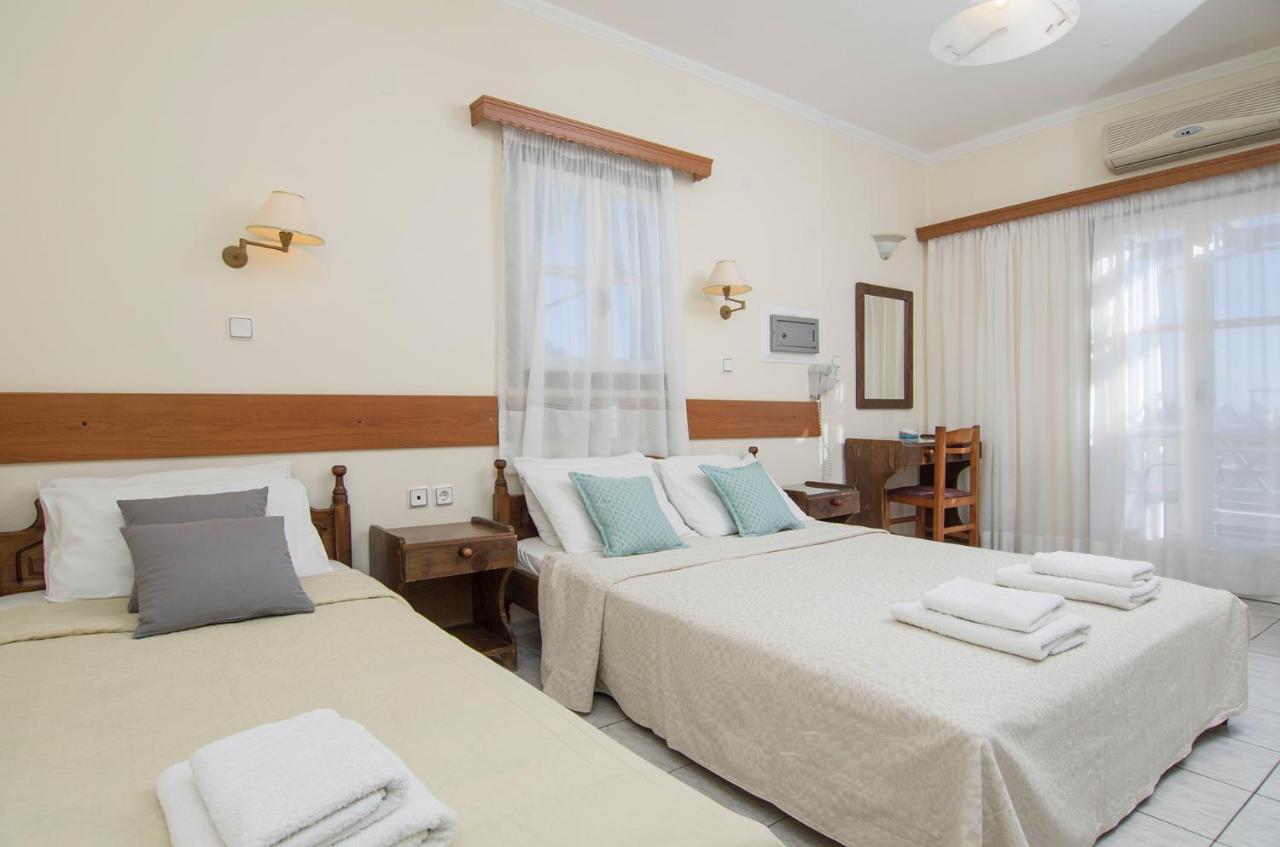Holiday Beach Resort Santorini Perissa  Exterior photo