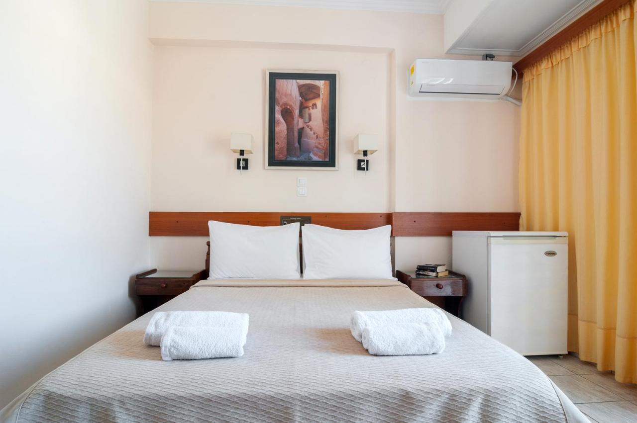 Holiday Beach Resort Santorini Perissa  Exterior photo