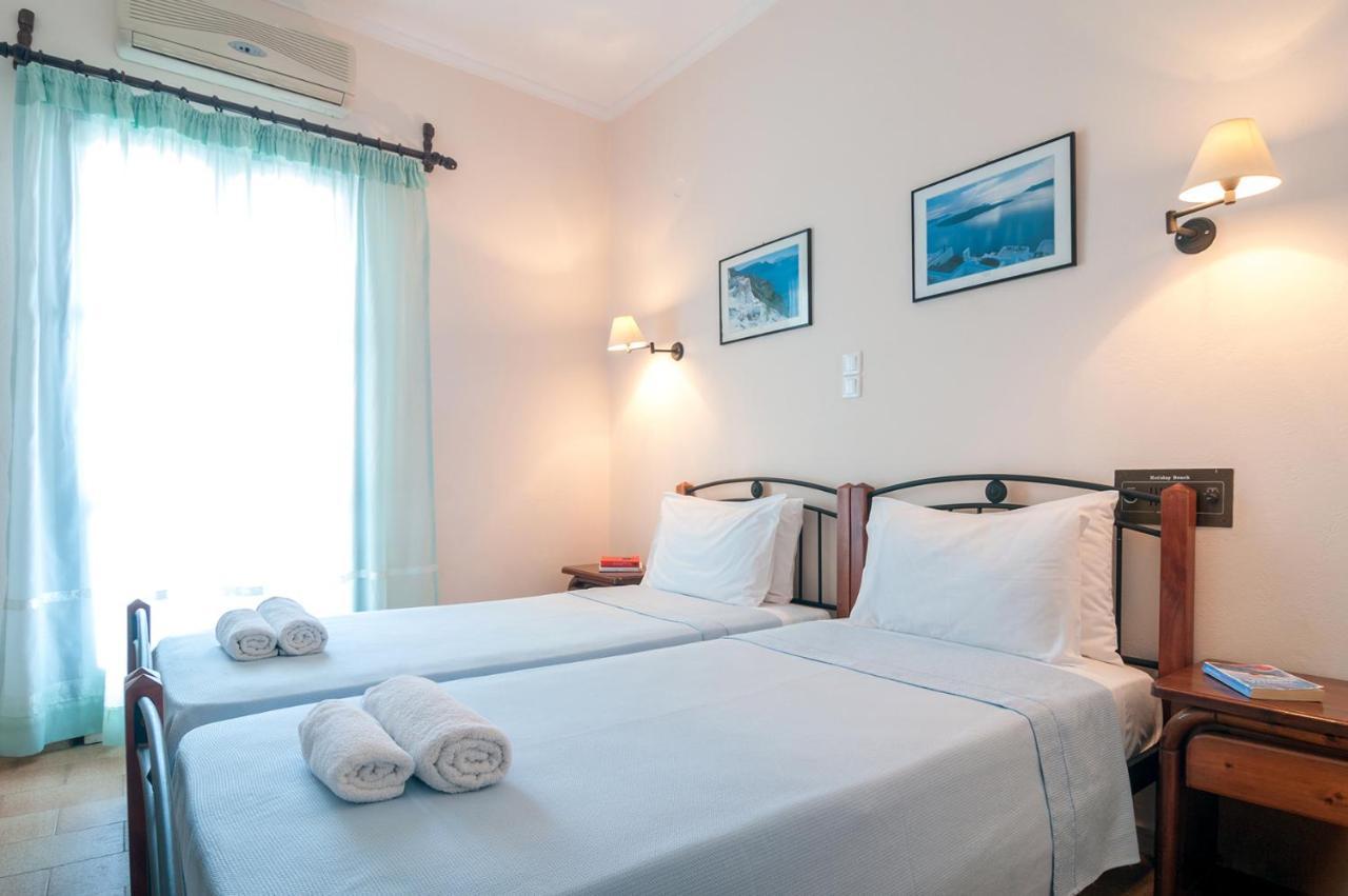 Holiday Beach Resort Santorini Perissa  Exterior photo